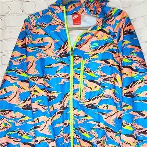 Nike windbreaker size Large womens NWOT